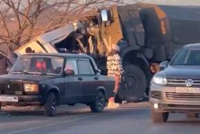 В ДНР военный грузовик столкнулся с микроавтобусом