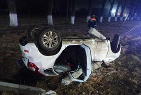 В Армавире пьяный водитель опрокинул и замотал в провода свое авто