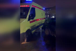 В Краснодаре заблокировали машину скорой помощи, спешащую на вызов
