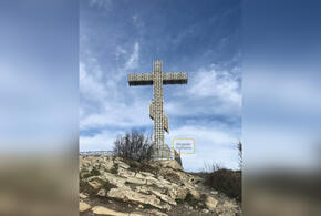 В Геленджике можно подняться к самому высокому поклонному кресту края