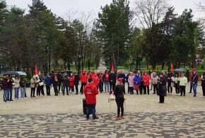 В Краснодаре жители вышли с протестом против энергетического и мусорного беспредела 