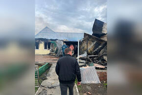 В Краснодарском крае семья, где воспитывается 10 детей, осталась без крыши над головой