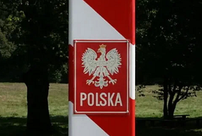 На польской границе француз на Citroen снес шлагбаум, прорываясь в Россию 