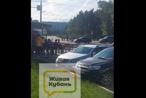 В Краснодаре блокировали вход на территорию КубГАУ