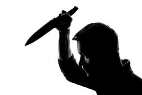 В Сочи мужчина порезал ножом полицейского 