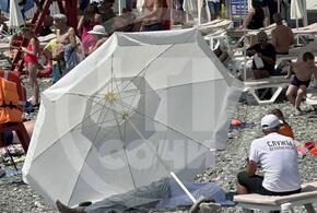 В Сочи на пляже «Маяк» на глазах у отдыхающих утонул 65-летний мужчина