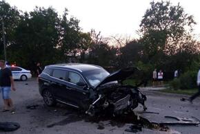 На Кубани в ДТП с двумя иномарками погибли три человека