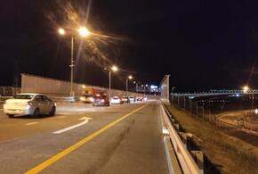 В реверсивном режиме: движение автомобилей по Крымскому мосту восстановлено