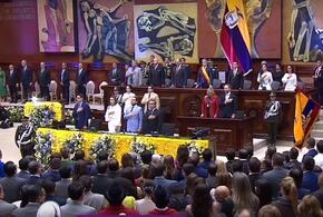 Новый президент Эквадора вступил в должность под звуки русского марша «День Победы»