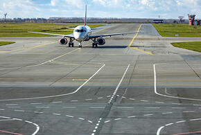 Самолет, летевший в Стамбул, был вынужден вернуться в Сочи из-за отказа систем навигации