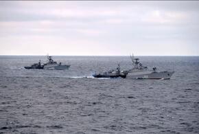 В Черном море уничтожили группу десанта и семь надводных беспилотников 
