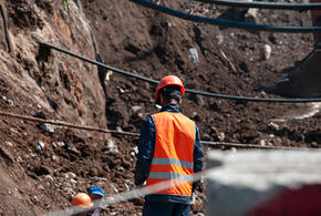 На Кубани 9-летний мальчик провалился в  глубокую яму, оставленную строителями