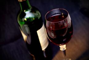 Как хранить открытое вино, объяснила эксперт
