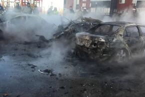 В Геленджике на парковке сгорели четыре машины