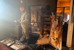Два человека погибли в горящем доме в Белореченске на Кубани