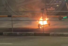 Электросамокат неожиданно вспыхнул и сгорел в Сочи