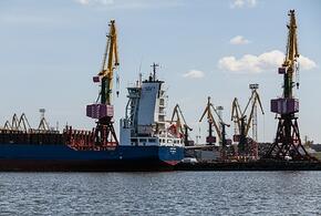Чтобы удержались на плаву: рыболовов Черного и Азовского морей правительство поддержит миллиардом рублей
