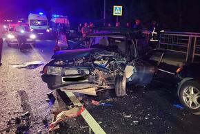 42-летний водитель ВАЗ погиб в аварии с тремя автомобилями в Туапсинском районе