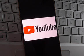 В Госдуме заявили о замедлении работы YouTube в России на 70 процентов к концу следующей недели